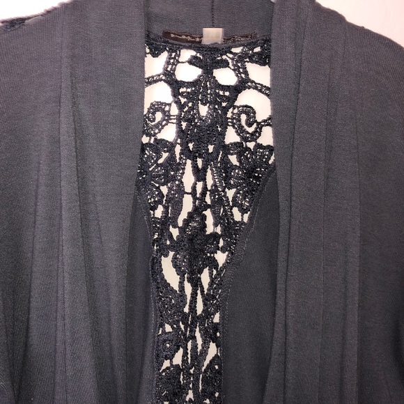 Cardigan - Picture 2 of 4